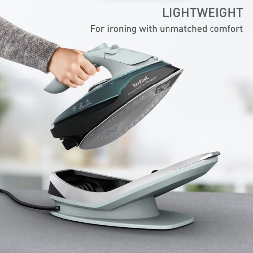 Tefal Freemove Power Cordless Steam Iron FV6672 – Powerful 2600W, Lightweight, Smart Auto-Off, Anti-Drip, Anti-Scale