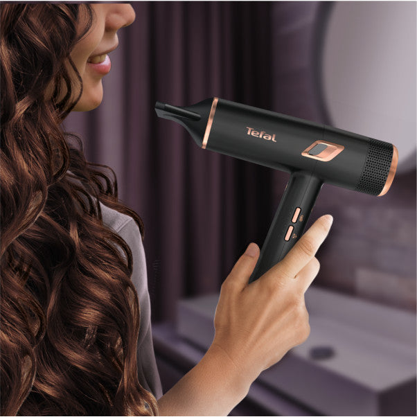 (NEW) Tefal Maestria Hair Dryer – 2000W Powerful, Lightweight, Ions Infused, Salon Grade, 3 Accessories Included HV9920